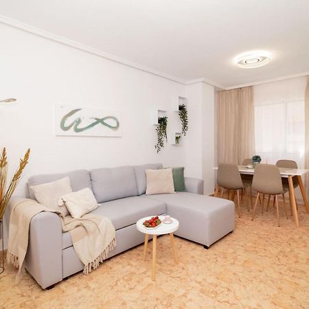 Apartamento Piso En El Centro Torrevieja Exterior foto
