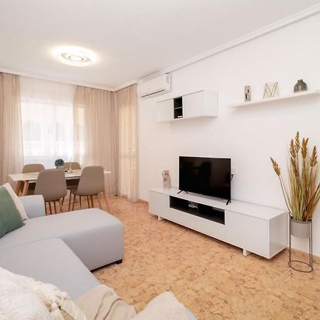Apartamento Piso En El Centro Torrevieja Exterior foto