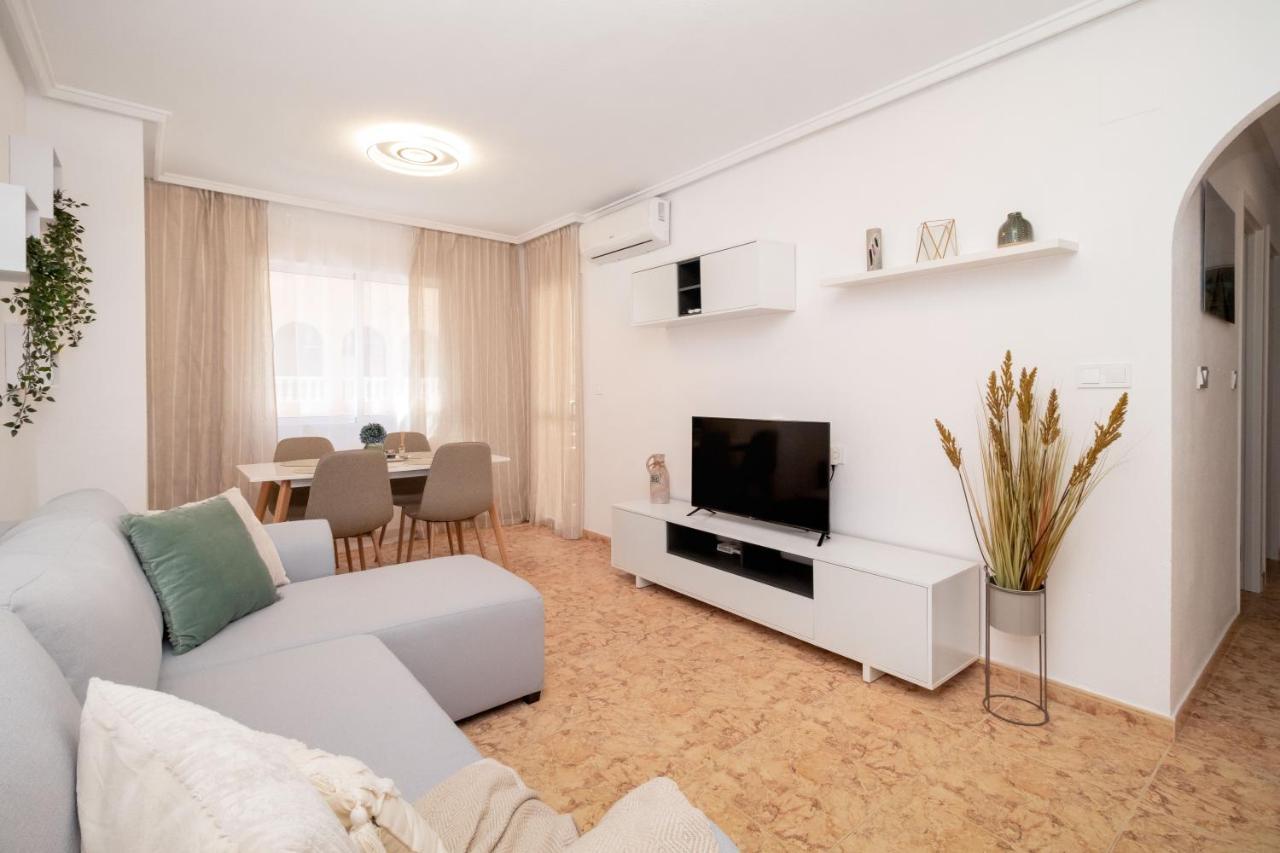 Apartamento Piso En El Centro Torrevieja Exterior foto