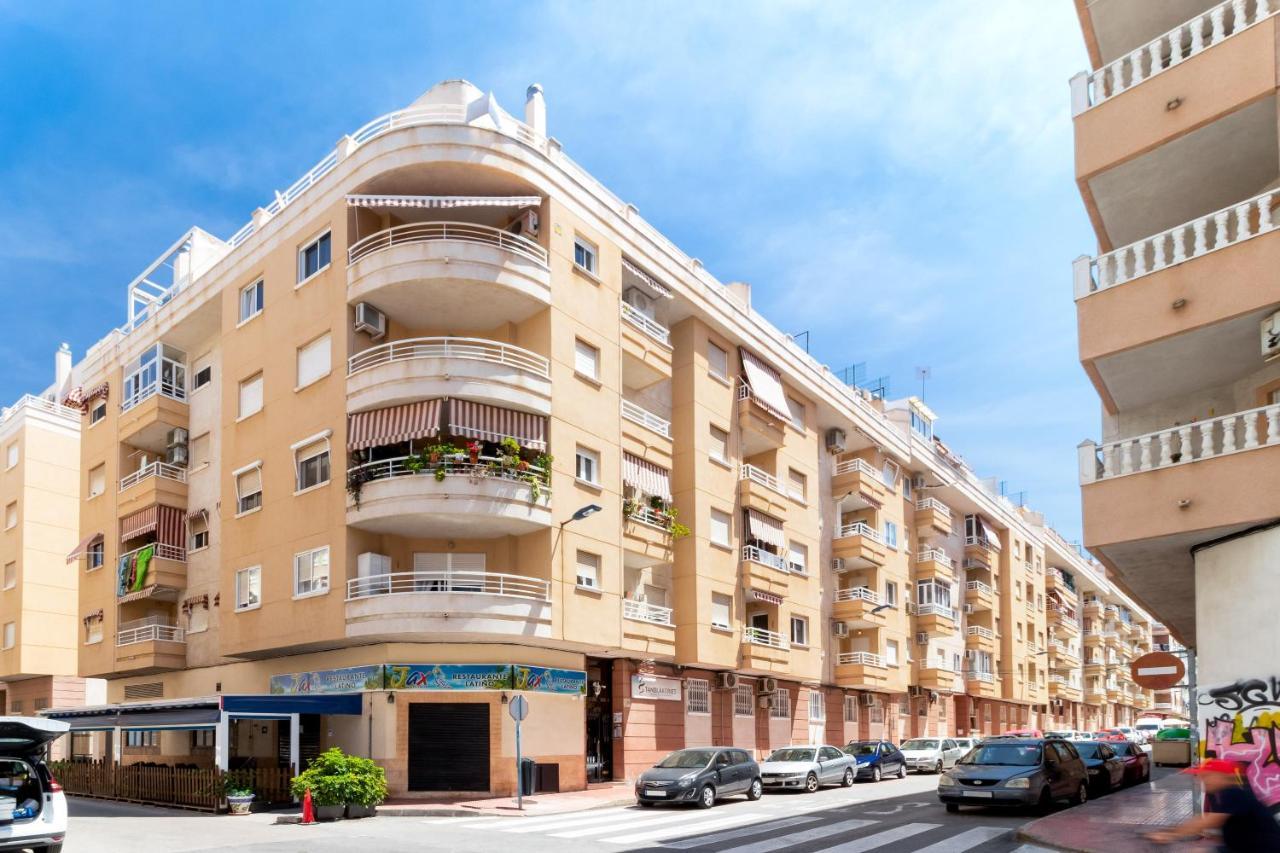 Apartamento Piso En El Centro Torrevieja Exterior foto
