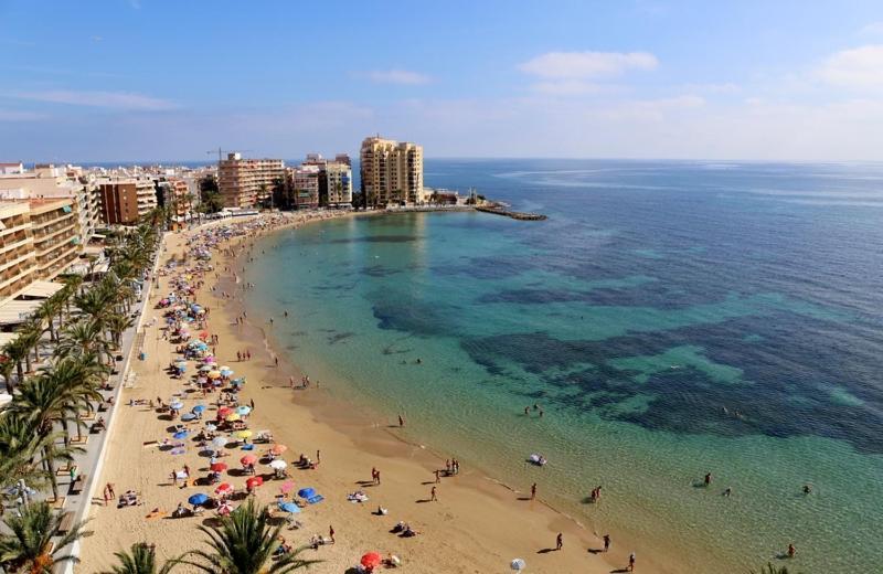 Apartamento Piso En El Centro Torrevieja Exterior foto